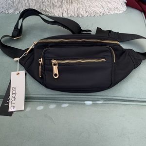 NWT Isabelle vegan black Fanny pack